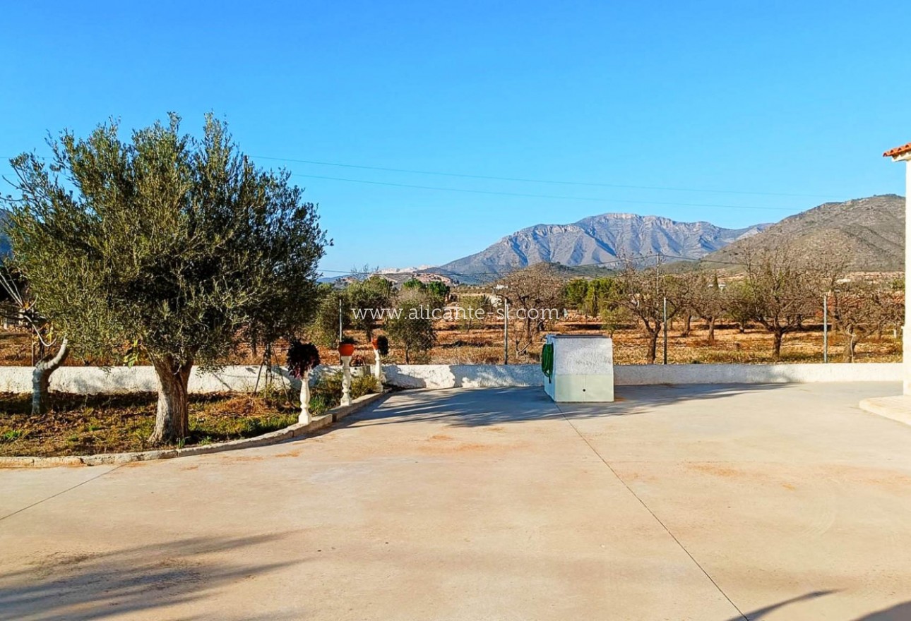 Venta - Villa  - Hondón de los Fráiles