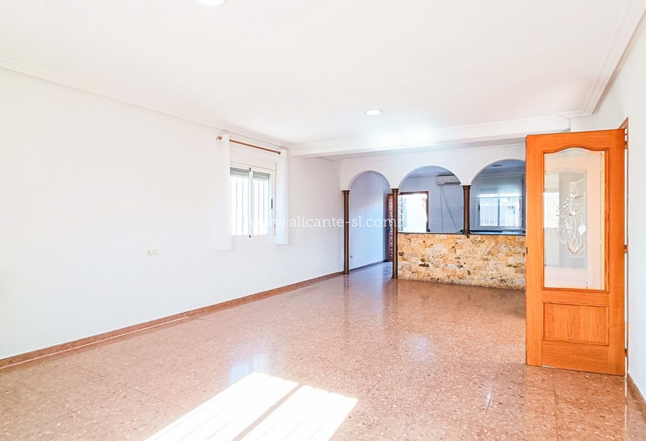 Venta - Villa  - Hondón de los Fráiles