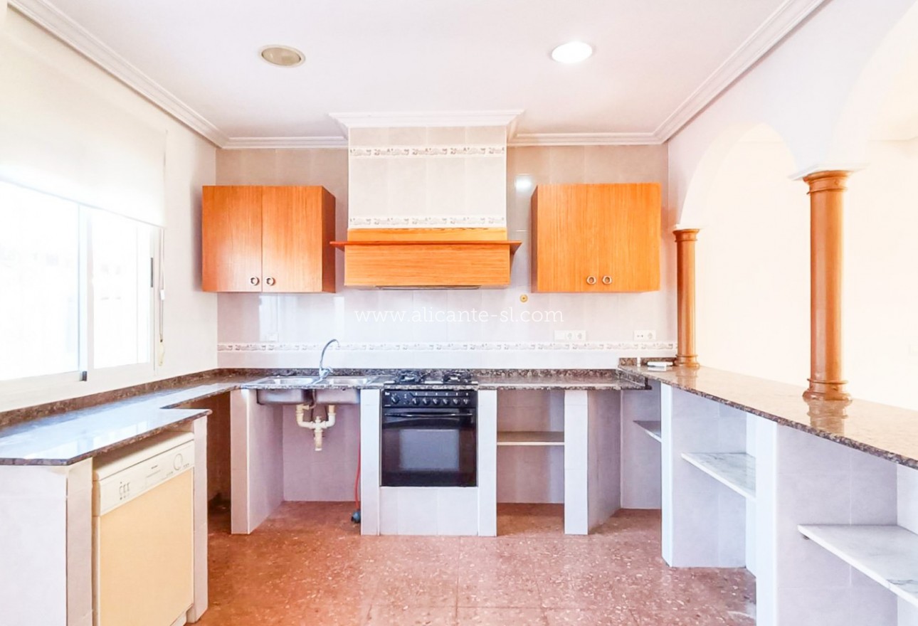 Venta - Villa  - Hondón de los Fráiles