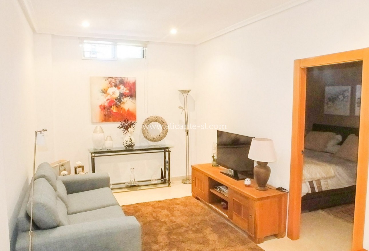 Venta - Villa  - La Romana