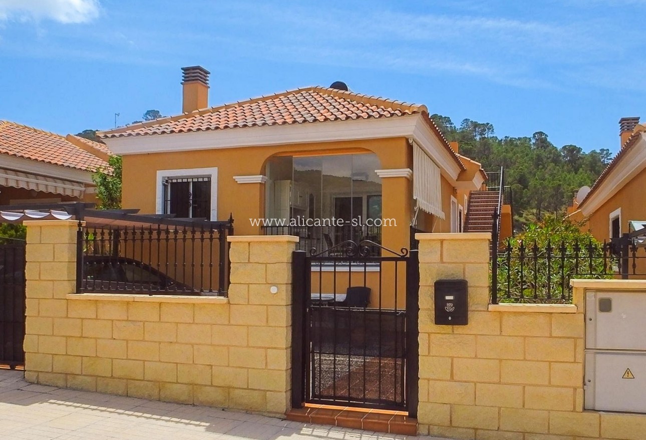 Venta - Villa  - La Romana
