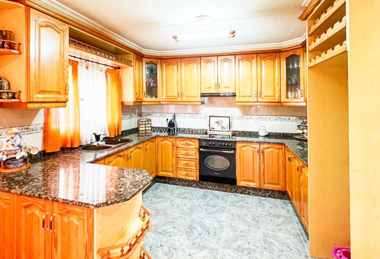 Venta - Villa  - La Romana