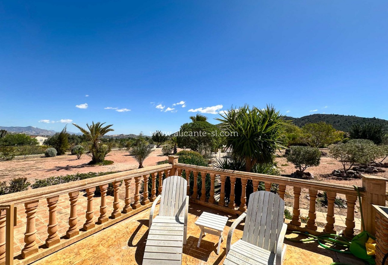 Venta - Villa  - La Romana