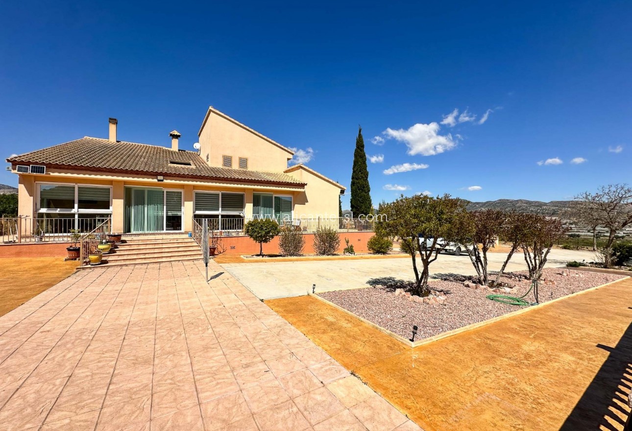 Venta - Villa  - La Romana