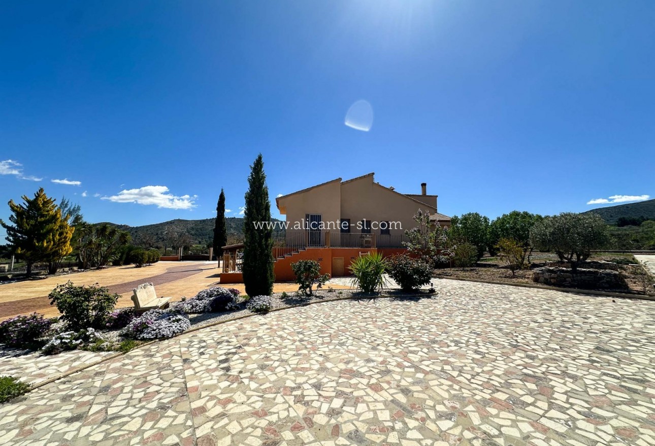 Venta - Villa  - La Romana