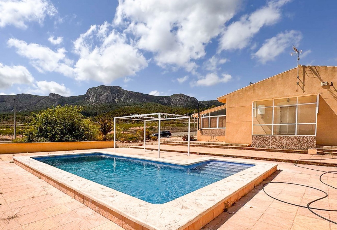 Venta - Villa  - La Romana