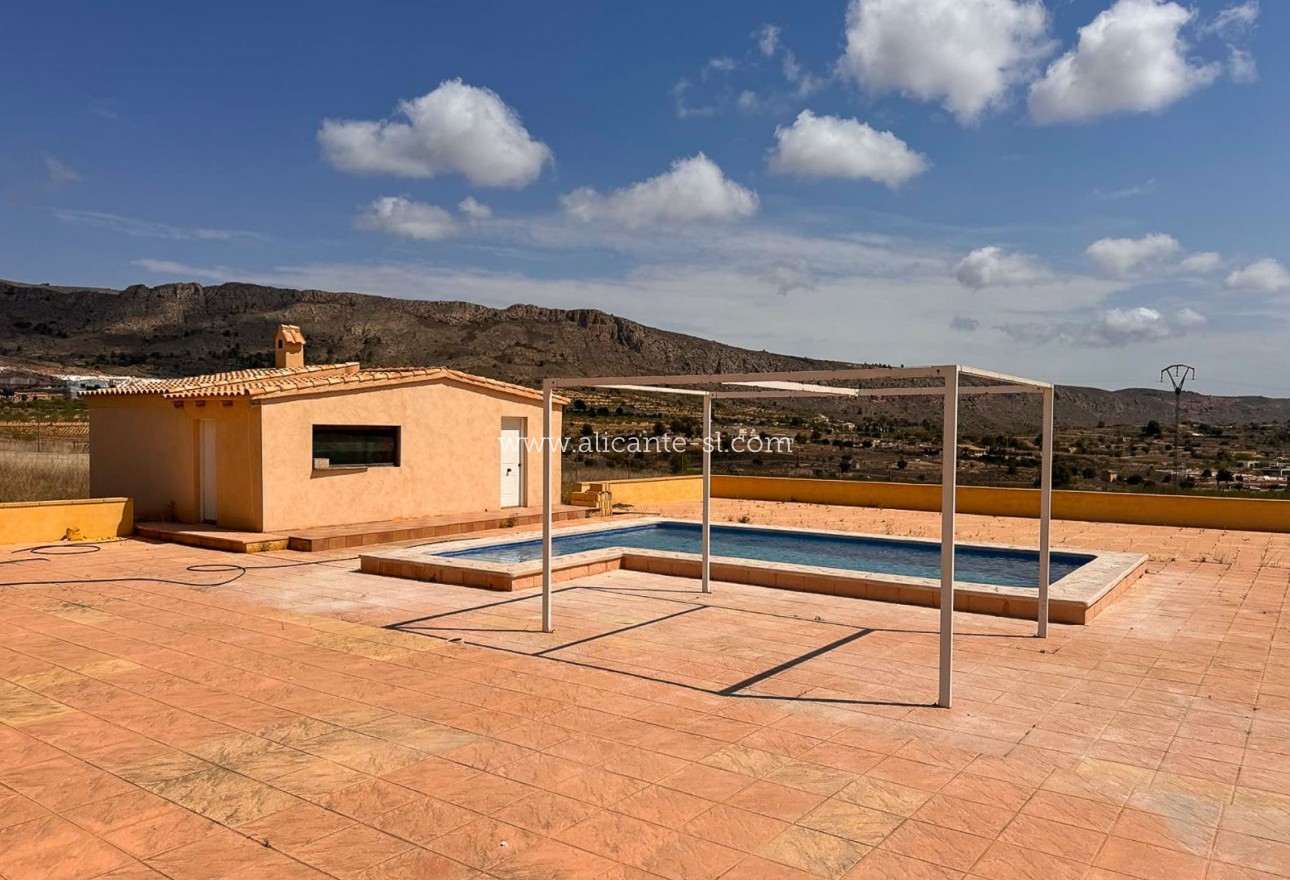 Venta - Villa  - La Romana