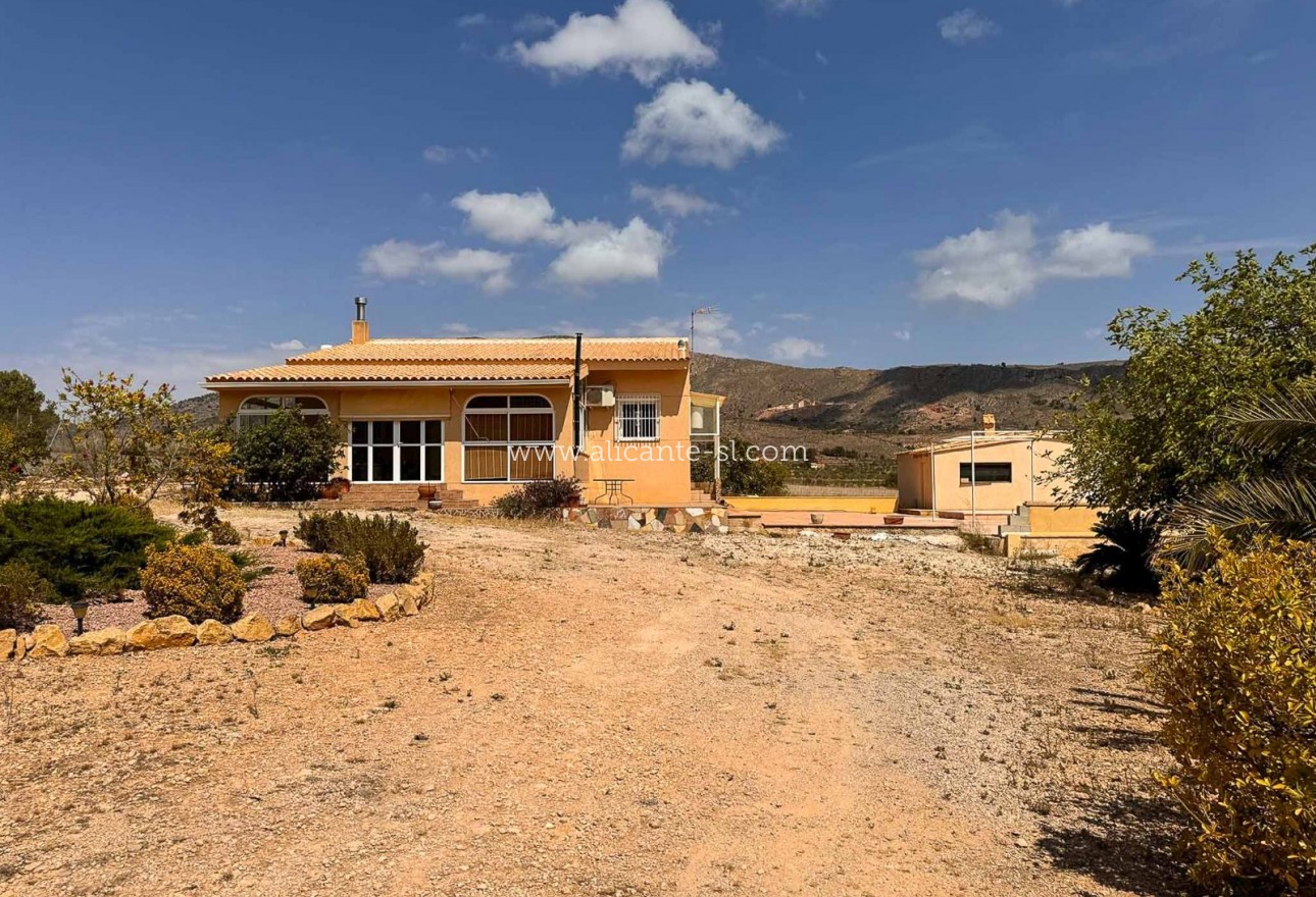 Venta - Villa  - La Romana