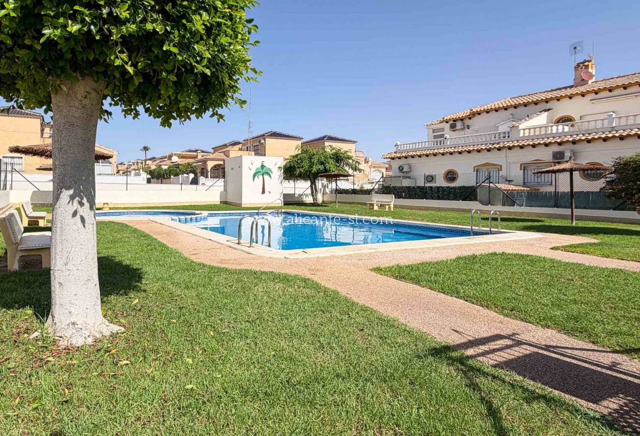 Venta - Villa  - Orihuela Costa - Los Altos
