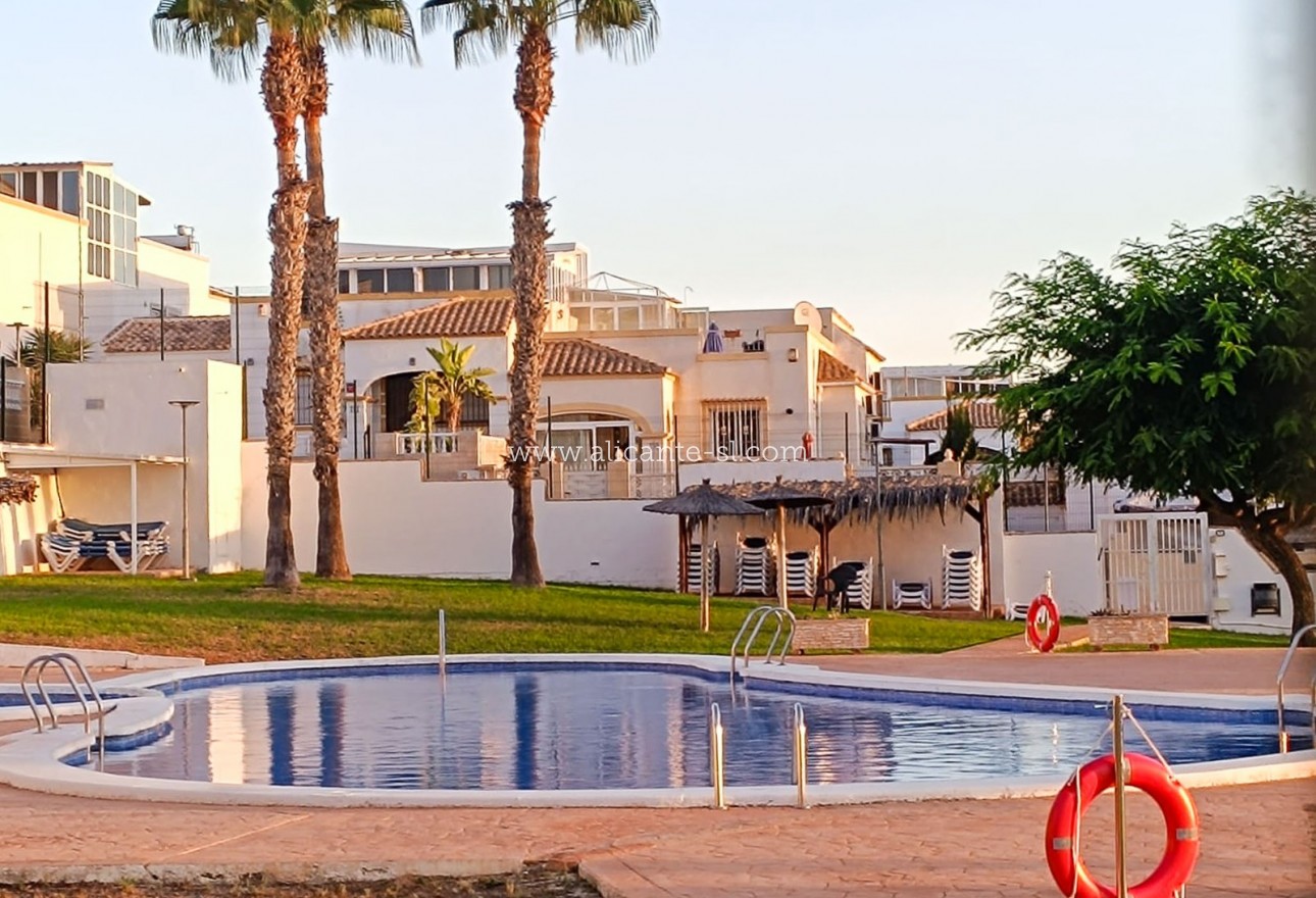 Venta - Villa  - San Fulgencio - La Marina Urb