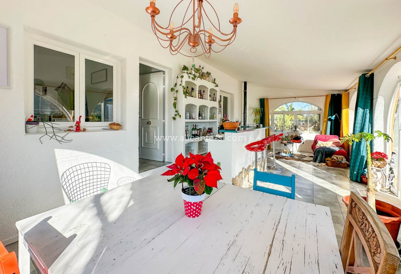 Venta - Villa  - Sax