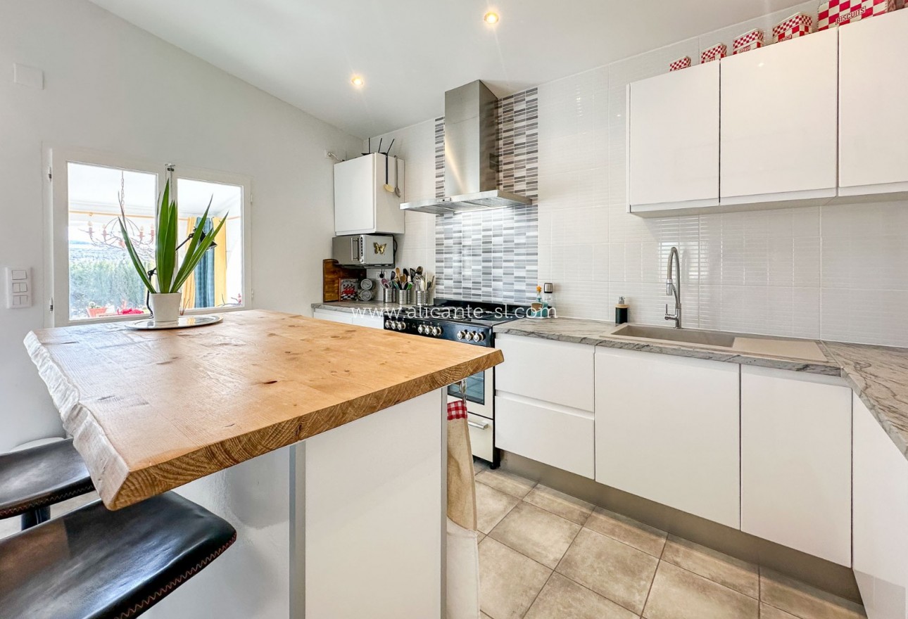 Venta - Villa  - Sax