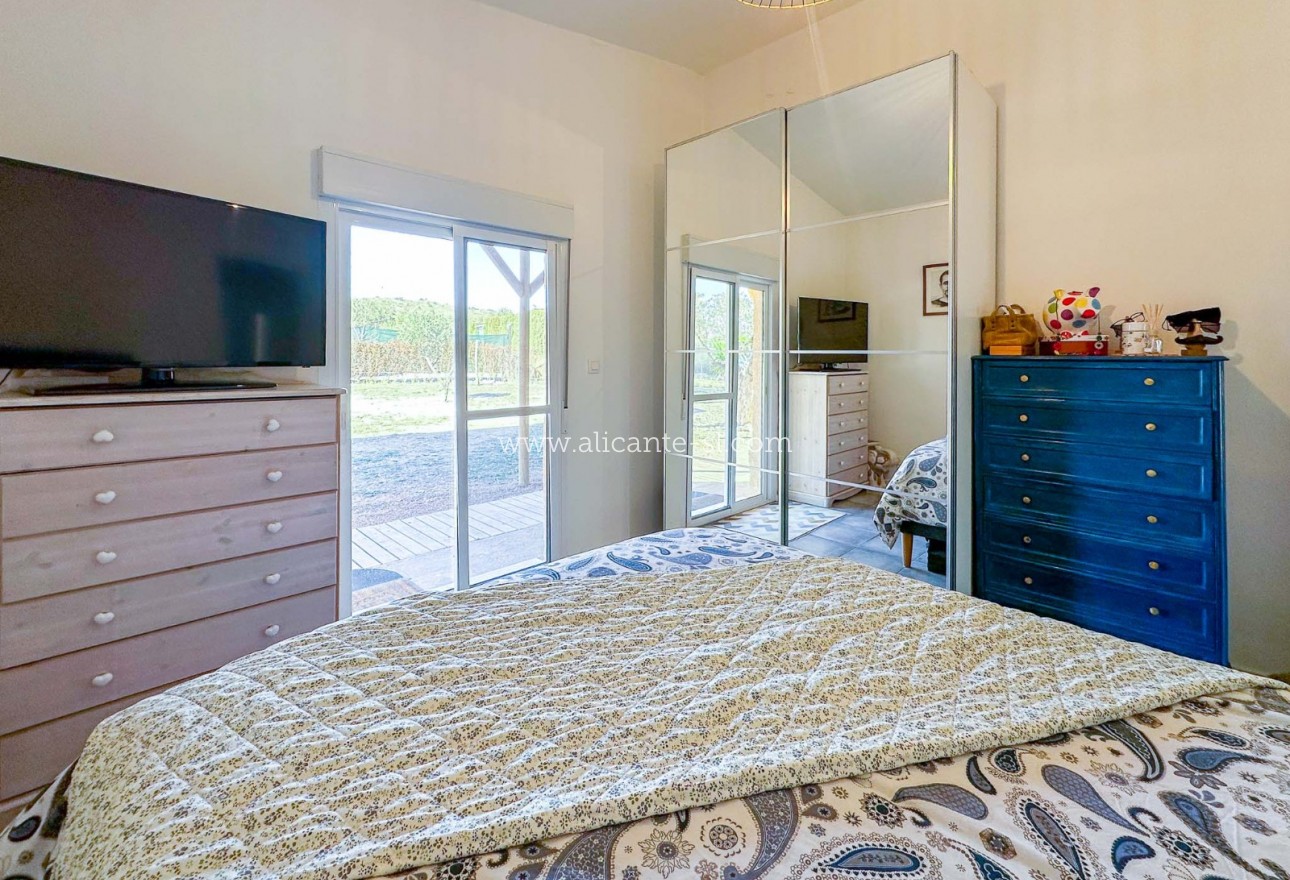 Venta - Villa  - Sax