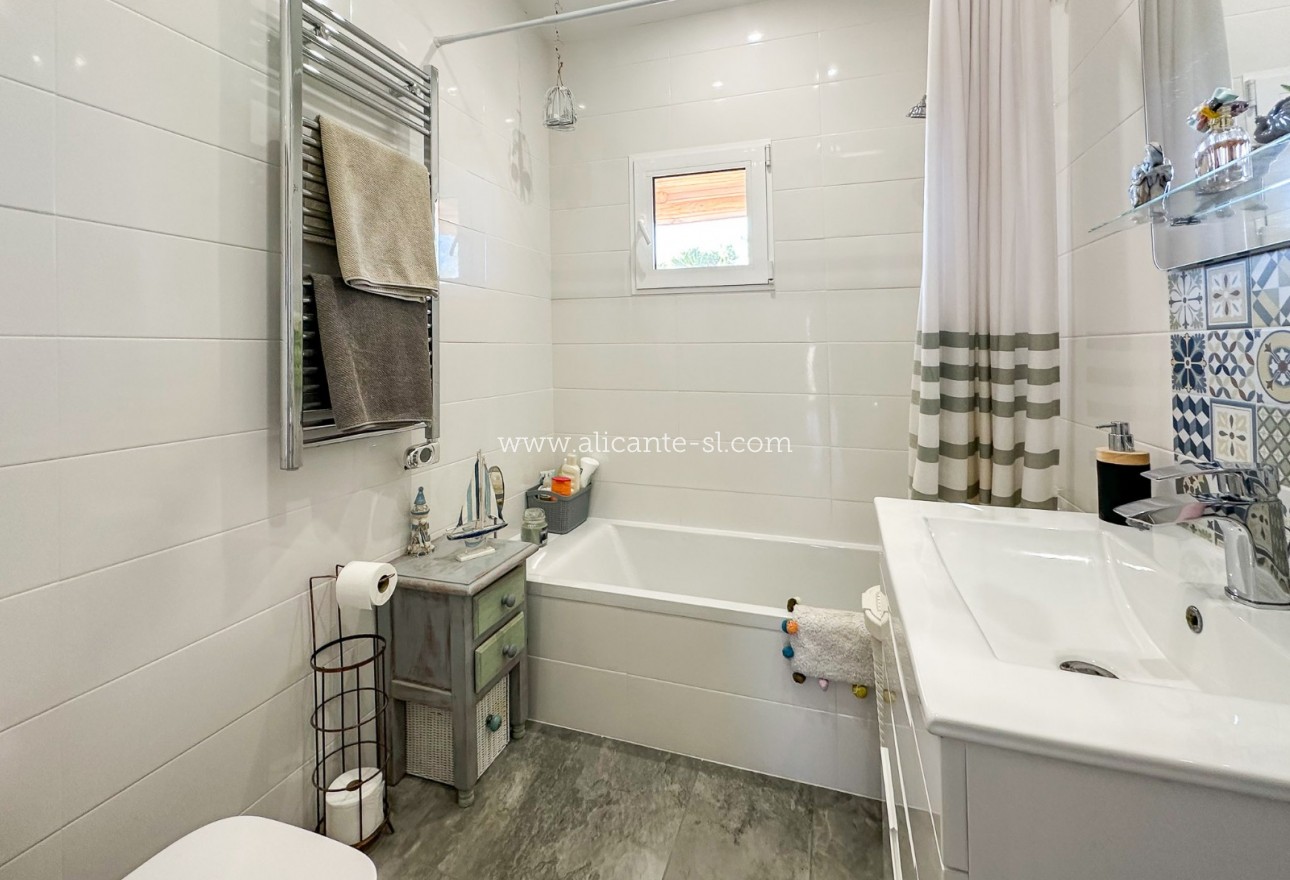 Venta - Villa  - Sax