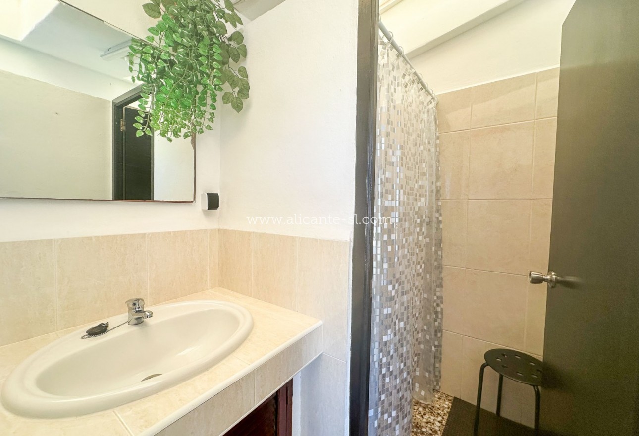 Venta - Villa  - Sax