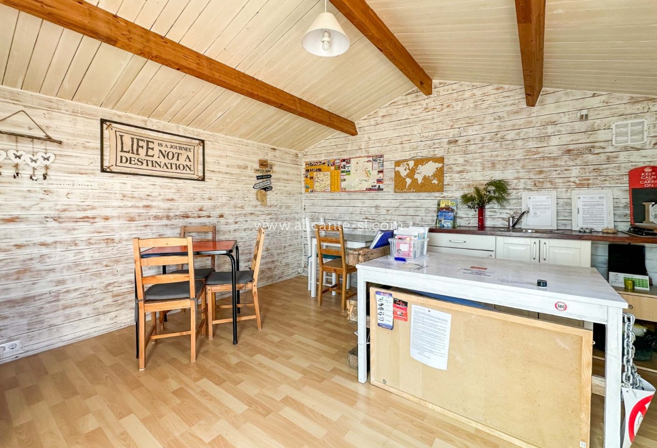 Venta - Villa  - Sax