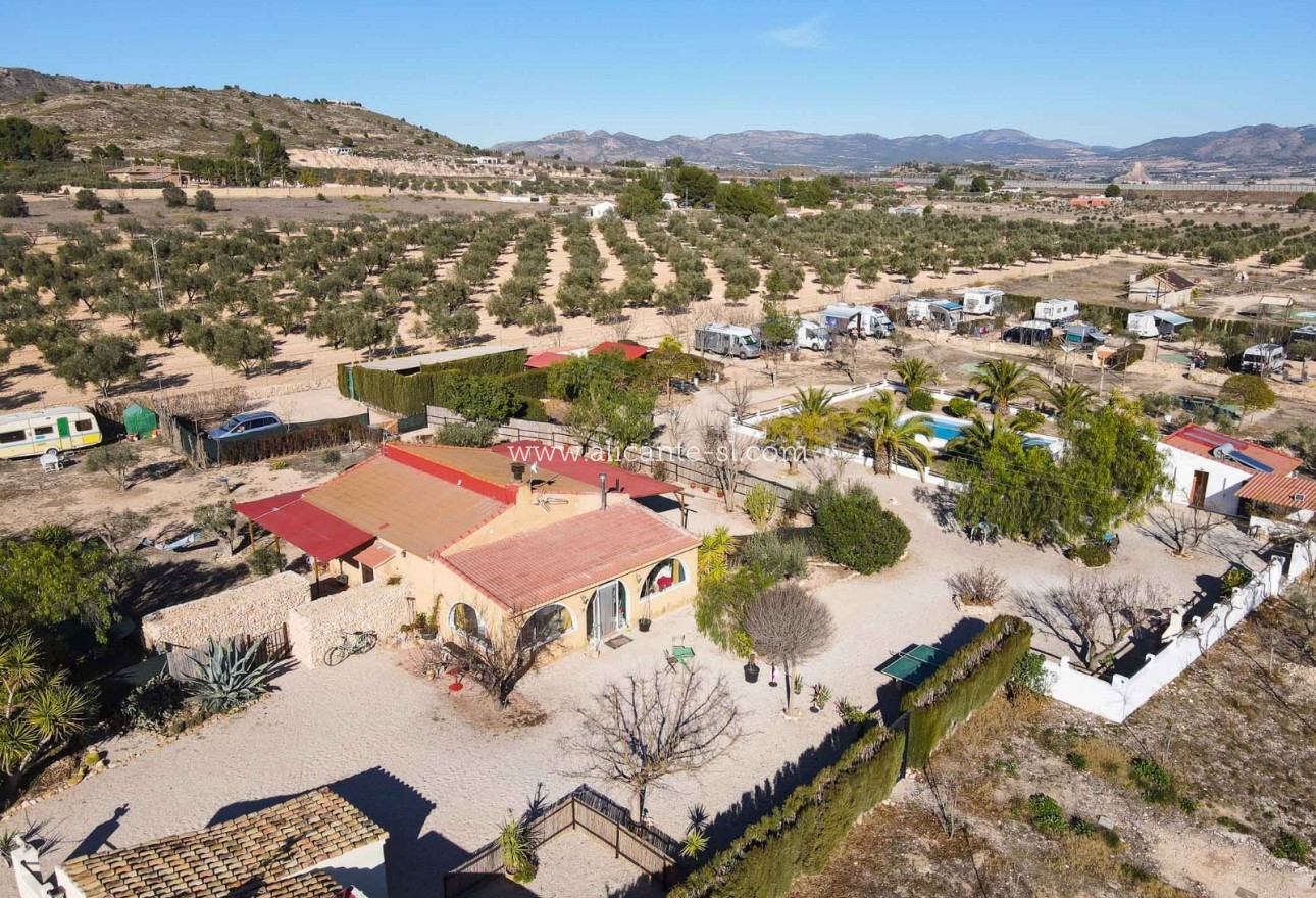 Venta - Villa  - Sax