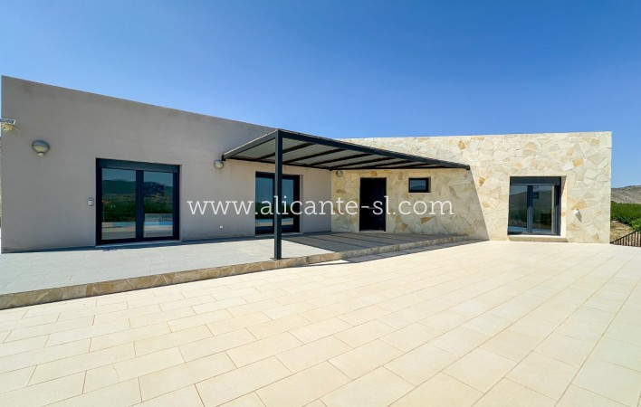 Villa / Doppelhaushälfte - Resale - Hondón de las Nieves - Hondón de las Nieves