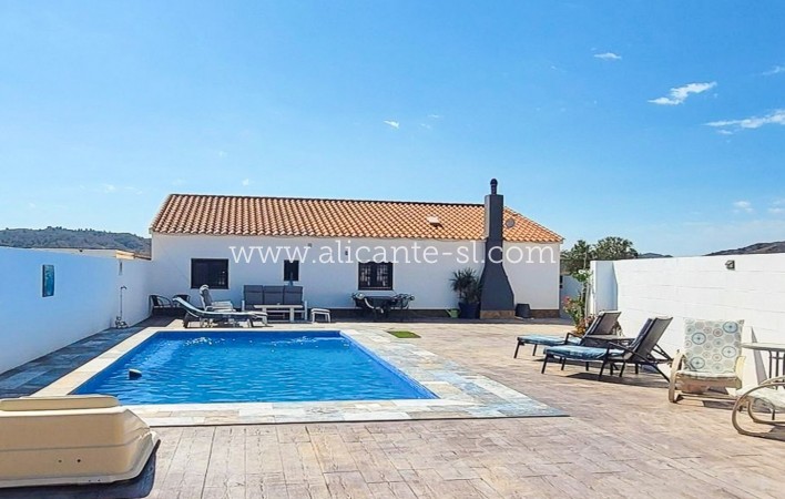 Villa  - Sale - Caudete - Caudete