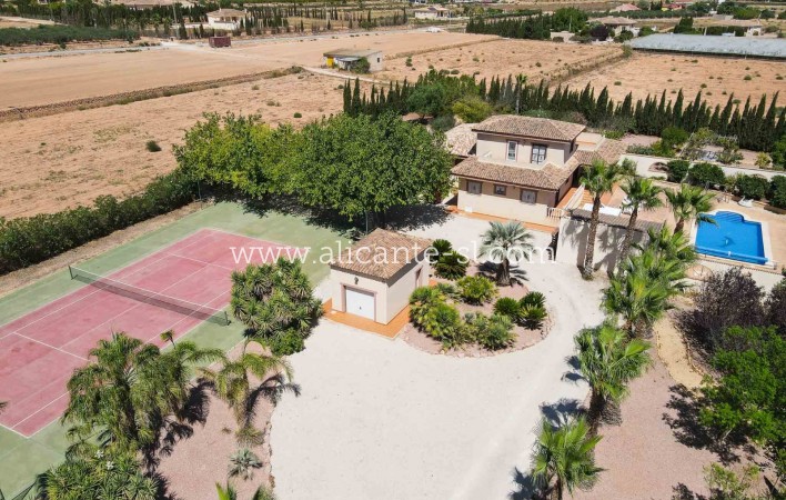 Villa  - Sale - Hondón de las Nieves - Hondón de las Nieves