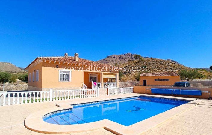 Villa  - Venta - Macisvenda - Macisvenda