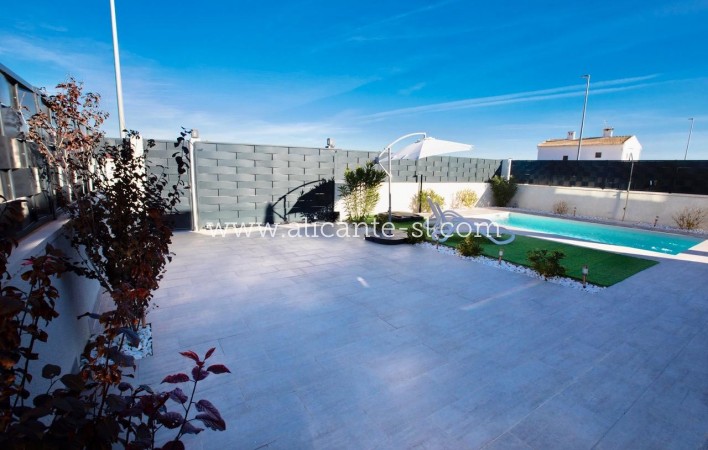 Nueva construcción  - Villa  - Hondón de las Nieves