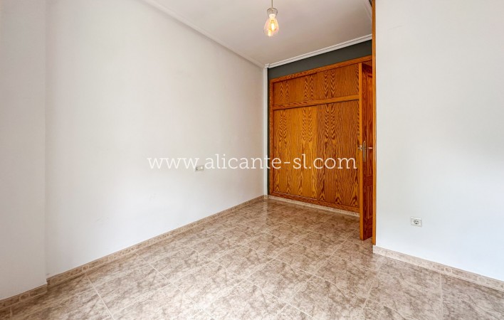 Venta - Adosado - Hondón de las Nieves