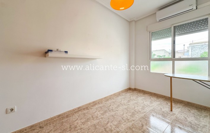 Venta - Adosado - Hondón de las Nieves