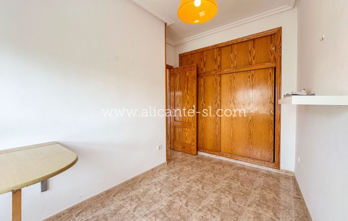 Venta - Adosado - Hondón de las Nieves