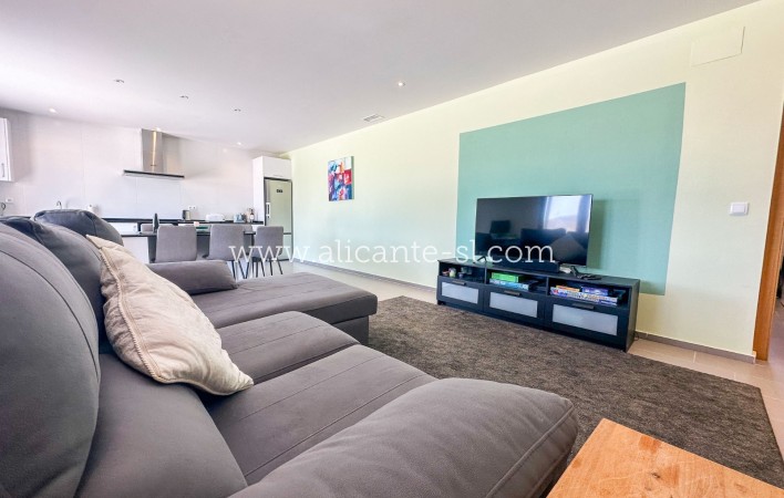 Resale - Villa / Doppelhaushälfte - Hondón de las Nieves