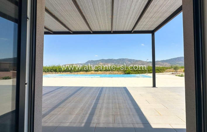 Resale - Villa / Doppelhaushälfte - Hondón de las Nieves