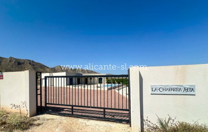 Resale - Villa / Doppelhaushälfte - Hondón de las Nieves