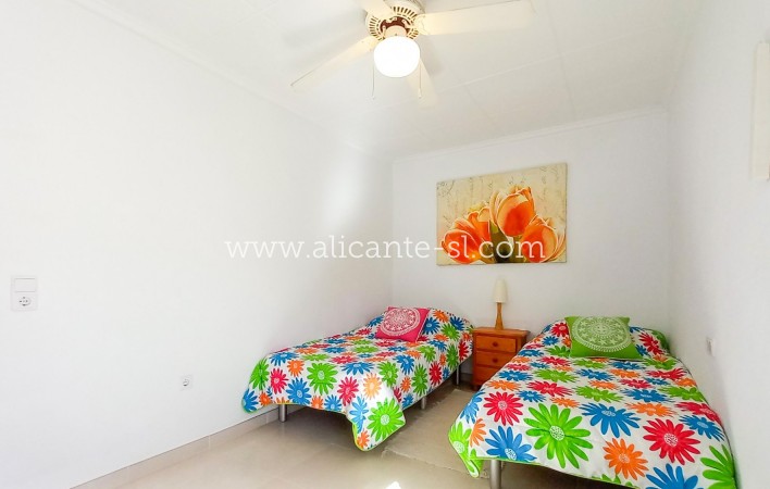 Revente - Villa  - Torrevieja - La Siesta - El Salado -  Torreta