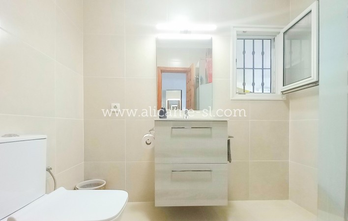 Revente - Villa  - Torrevieja - La Siesta - El Salado -  Torreta