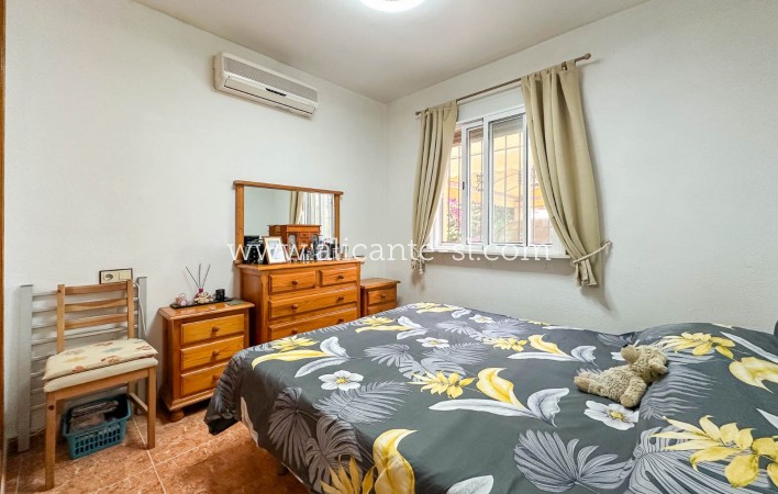 Revente - Villa  - San Fulgencio - La Marina Urb