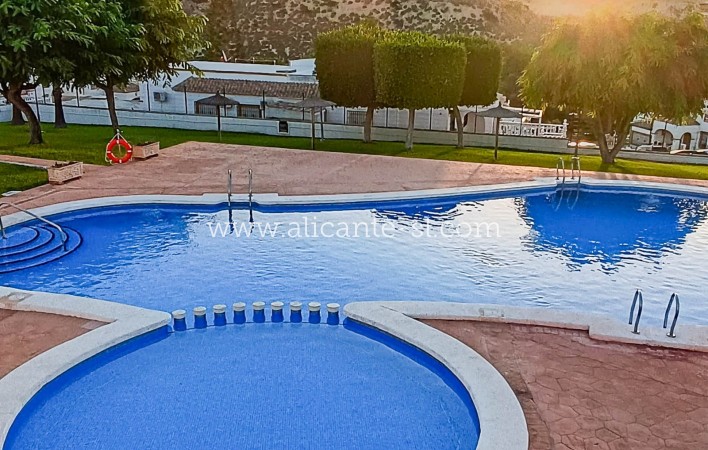 Revente - Villa  - San Fulgencio - La Marina Urb