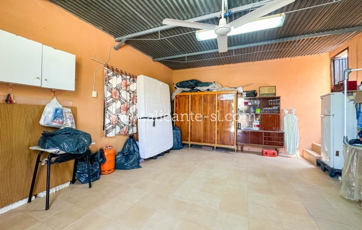 Revente - Finca - Hondón de las Nieves