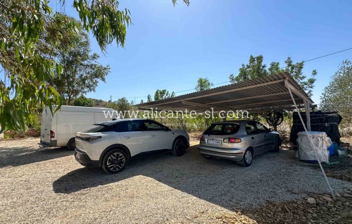 Revente - Finca - Hondón de las Nieves