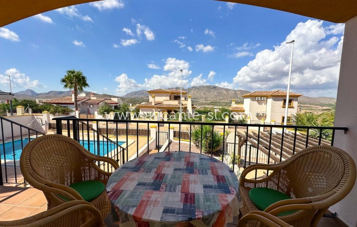 Sale - Villa  - Hondón de las Nieves