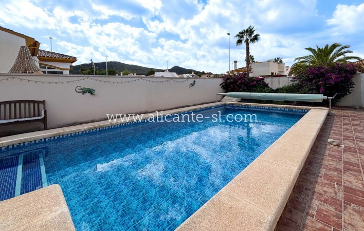 Revente - Villa  - Hondón de las Nieves