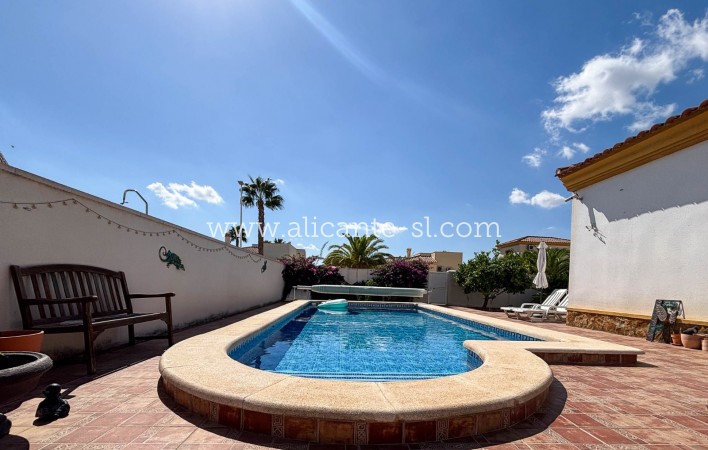 Revente - Villa  - Hondón de las Nieves