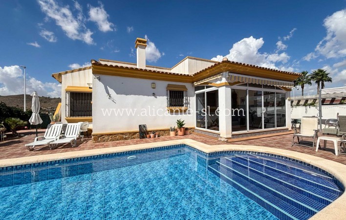 Revente - Villa  - Hondón de las Nieves