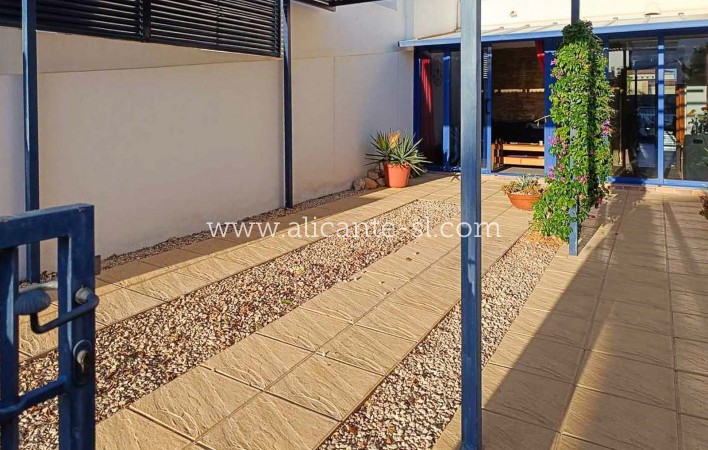 Sale - Villa  - Fortuna