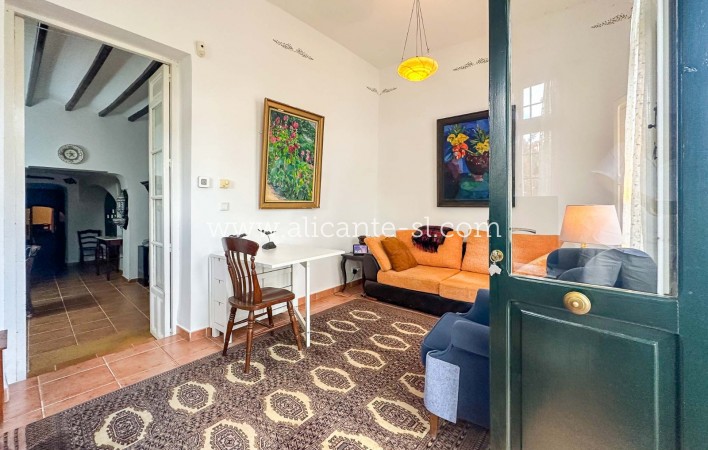 Sale - Country House - La Romana