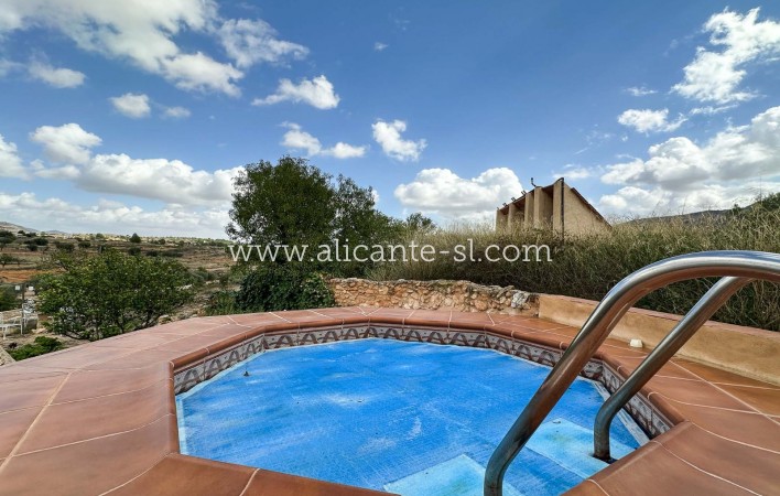 Sale - Country House - La Romana