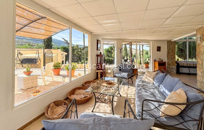 Venta - Finca - Hondón de las Nieves