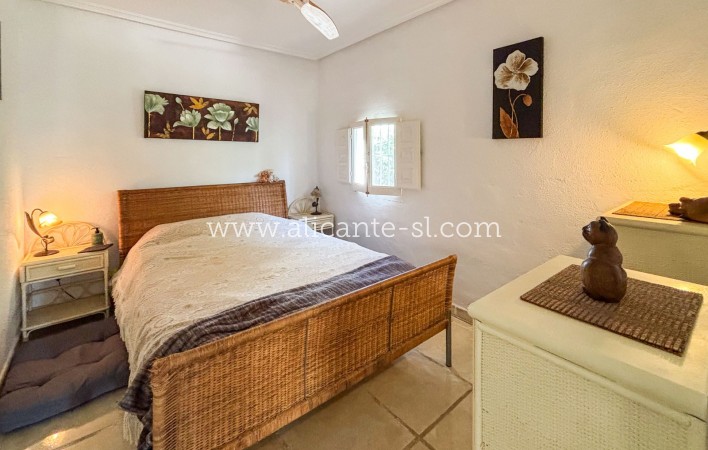 Venta - Finca - Hondón de las Nieves