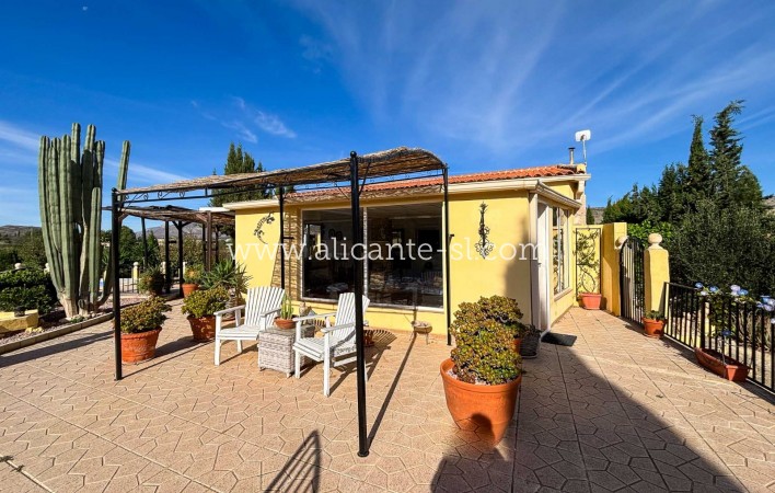 Venta - Finca - Hondón de las Nieves