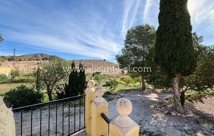 Venta - Finca - Hondón de las Nieves