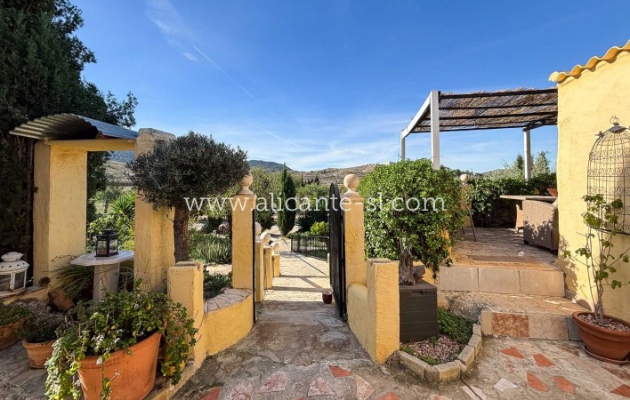 Venta - Finca - Hondón de las Nieves